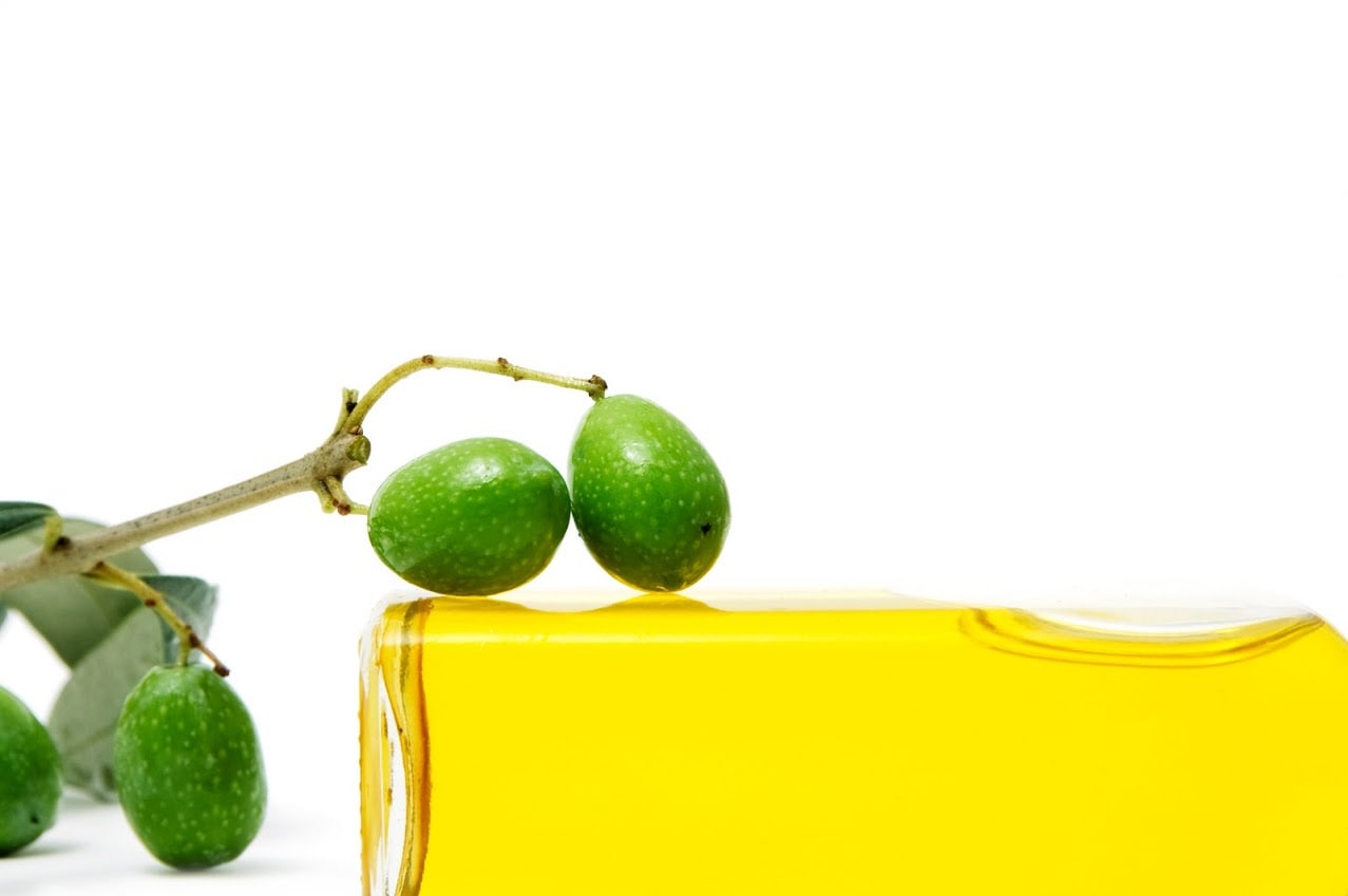 Olive Oil Tasting Family Workshop Athens Greece private experience kidslovegreece premium quality