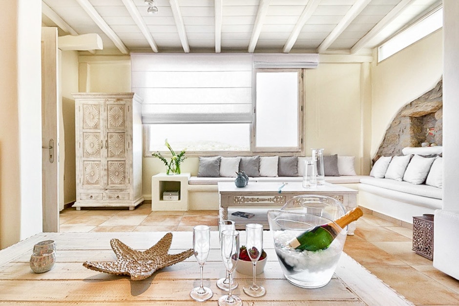 accommodation for families Cycladesspacious family vacation villa in Mykonos island Sophia residence Ornos bay kids love greece