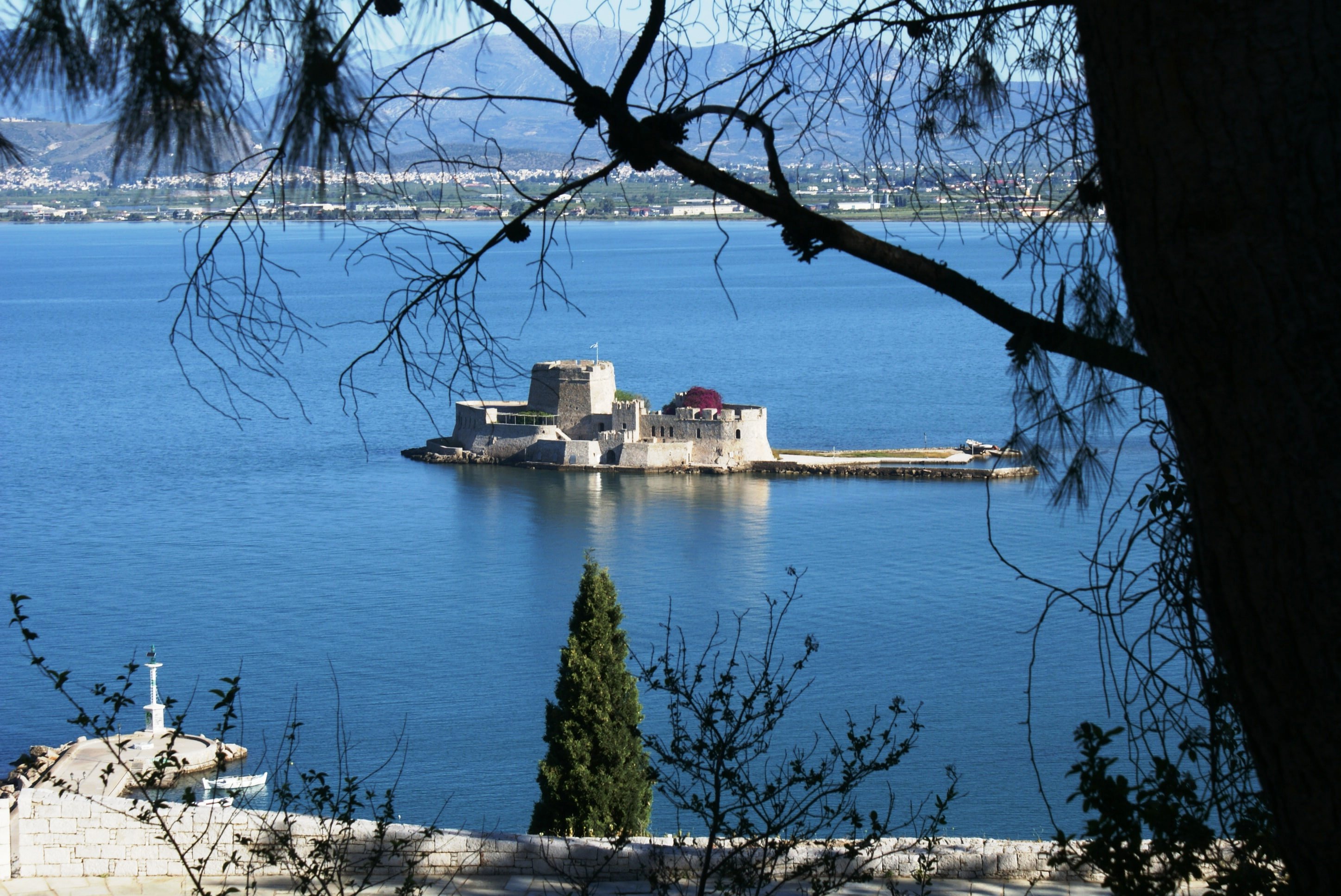 best family friendly hotels in Nafplio kids love greece Peloponnese accommodation for families