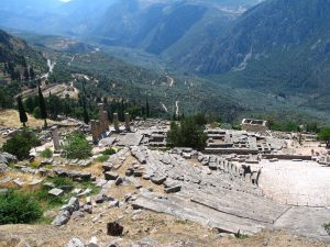 mythological family road trip in Greece Delphi kids love greece