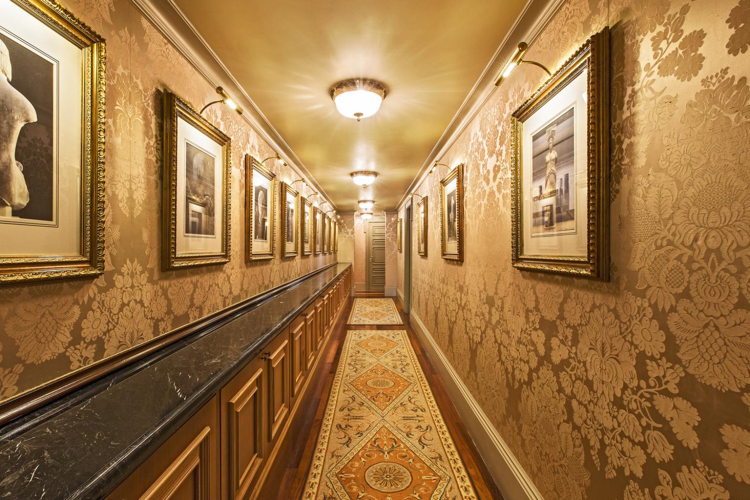 The Grande Bretagne Hotel in Athens 5 Star Family Accommodation kidslovegreece Acropolis Greece luxury kids Central location best luxury collection Marriott