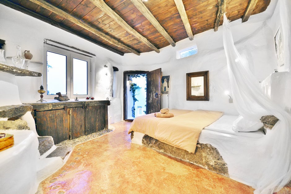 kids love greece the Drakothea family residence in Myconos island accommodation for families luxury villa cyclades