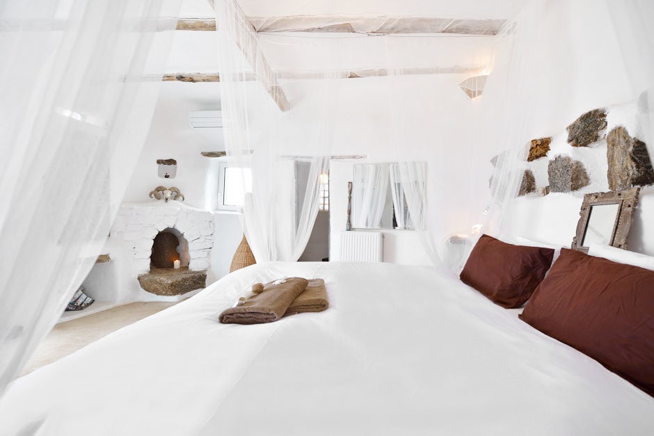 kids love greece accommodation for families the Drakothea family residence in Myconos island luxury villa cyclades