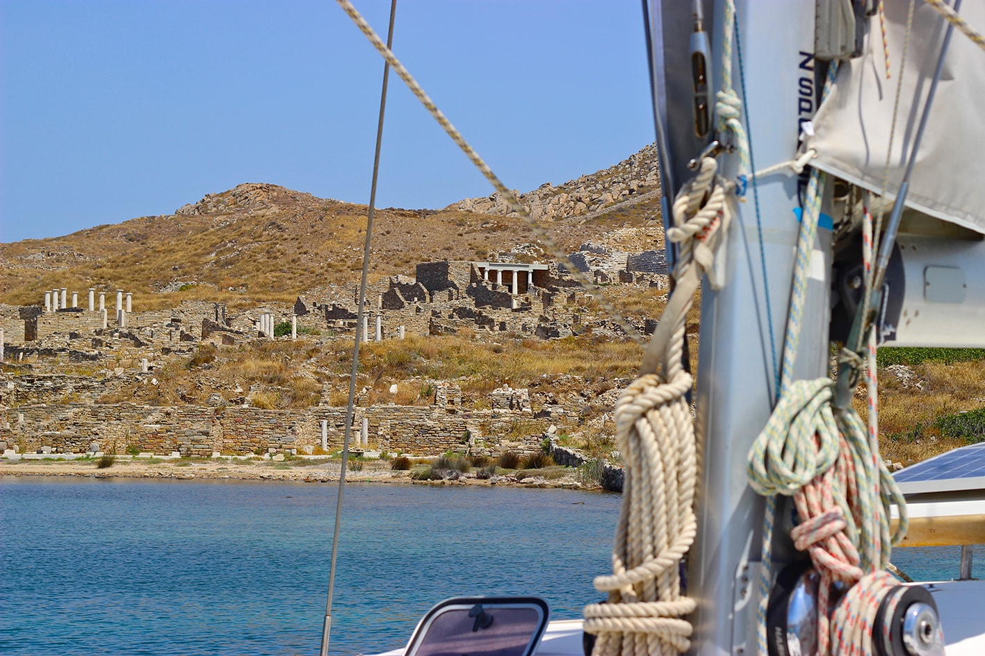 Cyclades kids love greece activities for families sunset tour catamaran family sailing trip from Mykonos