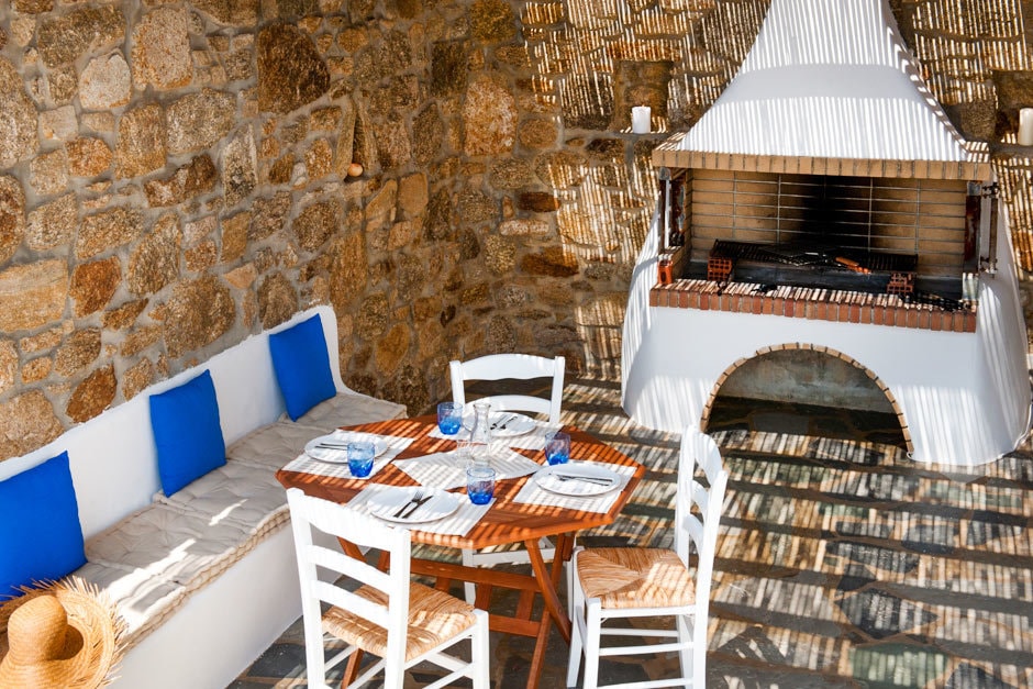 kids love greece elegant family vacation villa in mykonos island Cyclades the Agios Sostis residence accommodation for families