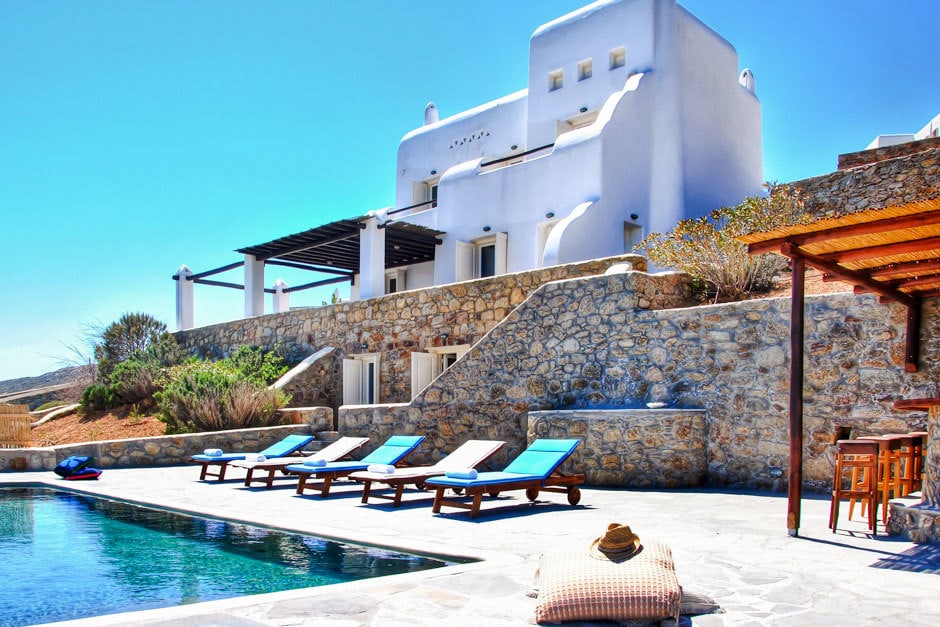 accommodation for families elegant family vacation villa in mykonos island the Agios Sostis residence Cyclades kids love greece