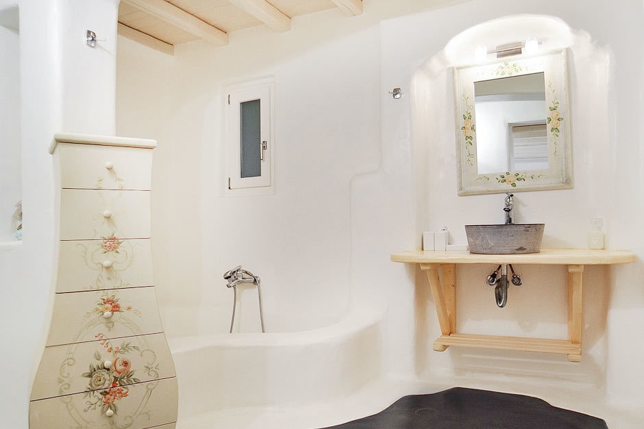 kids love greece accommodation the villa Delos residence Cyclades luxury spacious family summer house in Mykonos island