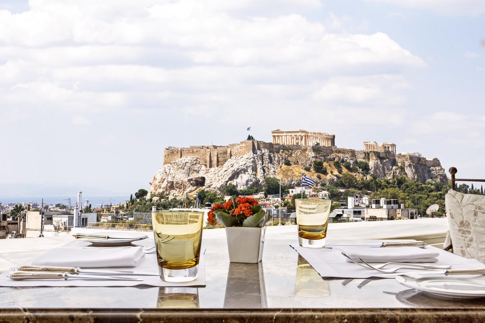 The King George Hotel in Athens Inspiring Accommodation for families Luxury Collection Marriot Acropolis kidslovegreece