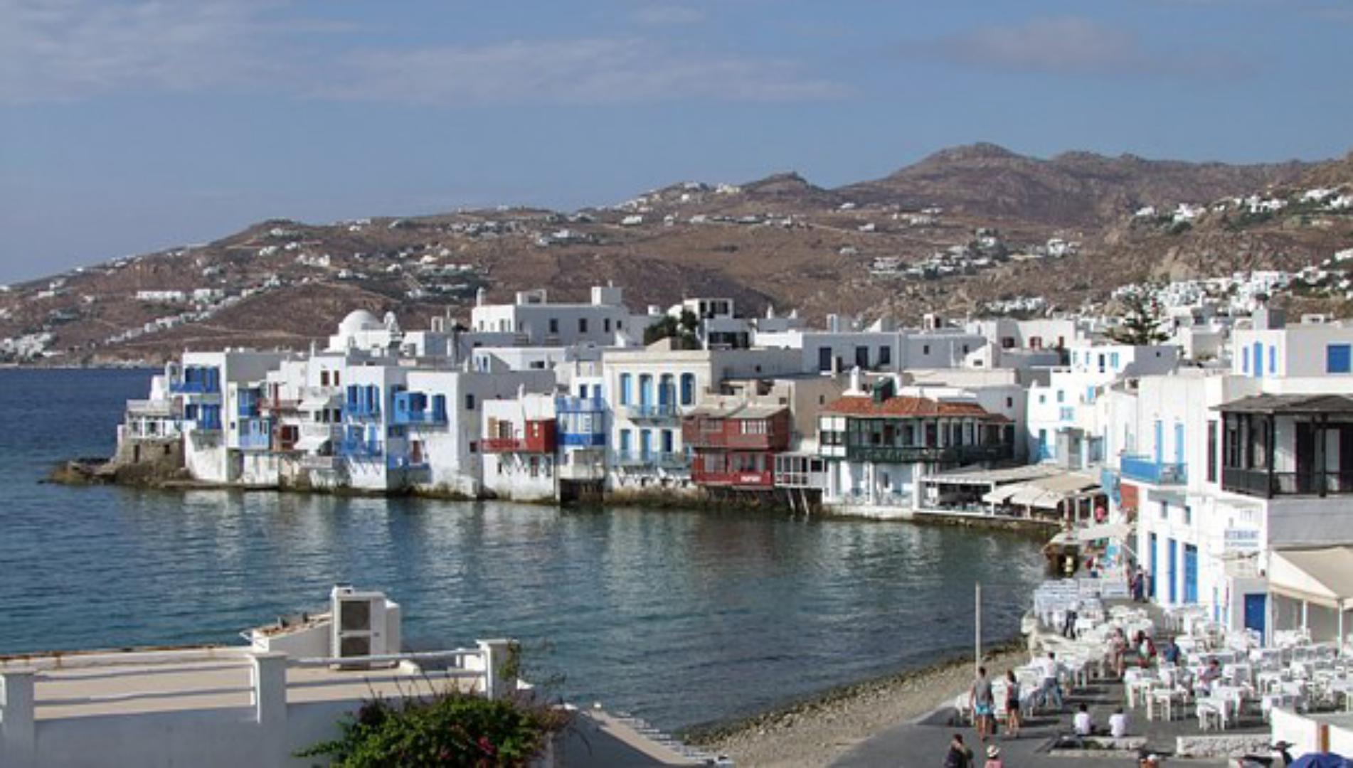 Greece with kids Top things to do with the family athens crete mykonos santorini kidslovegreece peloponnese ancient mythology percy jackson